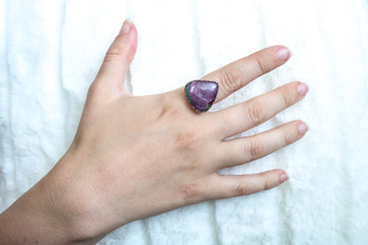 Ruby Zoisite Ring | Size 7.5