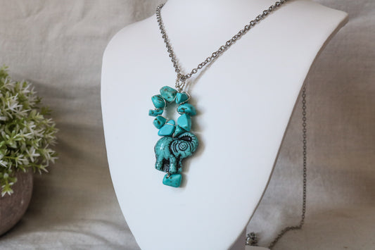 Turquoise Magnesite Elephant Necklace