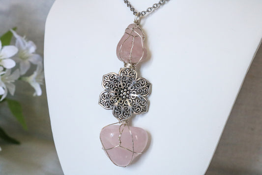 Rose Quartz Flower Necklace